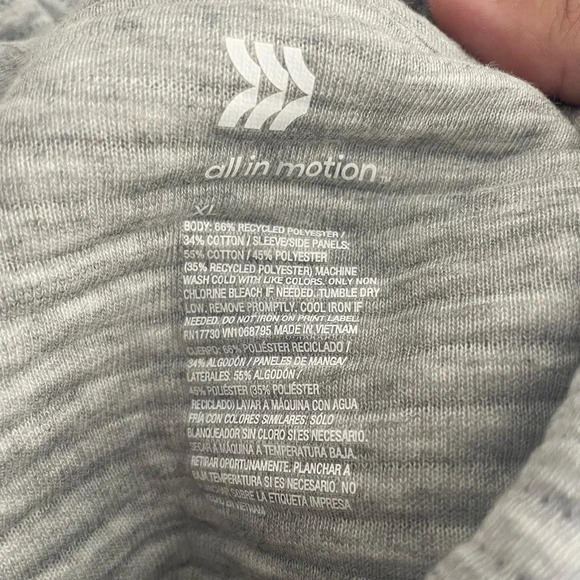 Womens Target | All in Motion Sweatshirt - Sz. XL - Picture 2 of 4